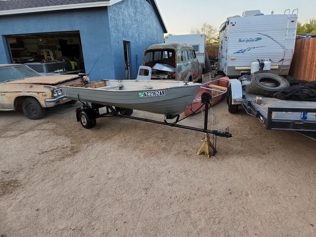 1976 Montgomery Ward 12 Foot Aluminum Fishing Boat 