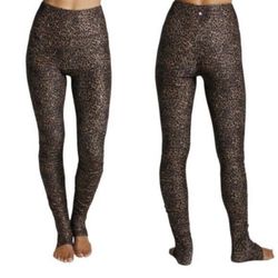 KiraGrace Flirt High Waist Yoga Tight - Perfect Leopard Sz:M NWT