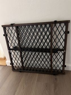 Wood Extendable Baby Gate 
