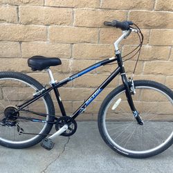 VENTURE SERIES RALEIGH CRUISER BIKE 