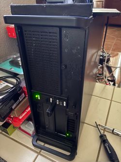 Clean Windows 10 Pro PC with heavy duty Industrial case. Wireless keyboard/mouse. WIFI adapter