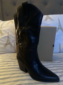 Women’s shoes