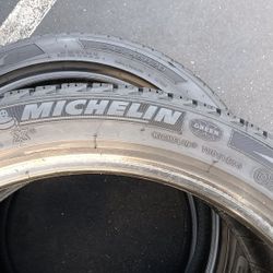 2 Llantas 245 40 R19 Michelin X Ice