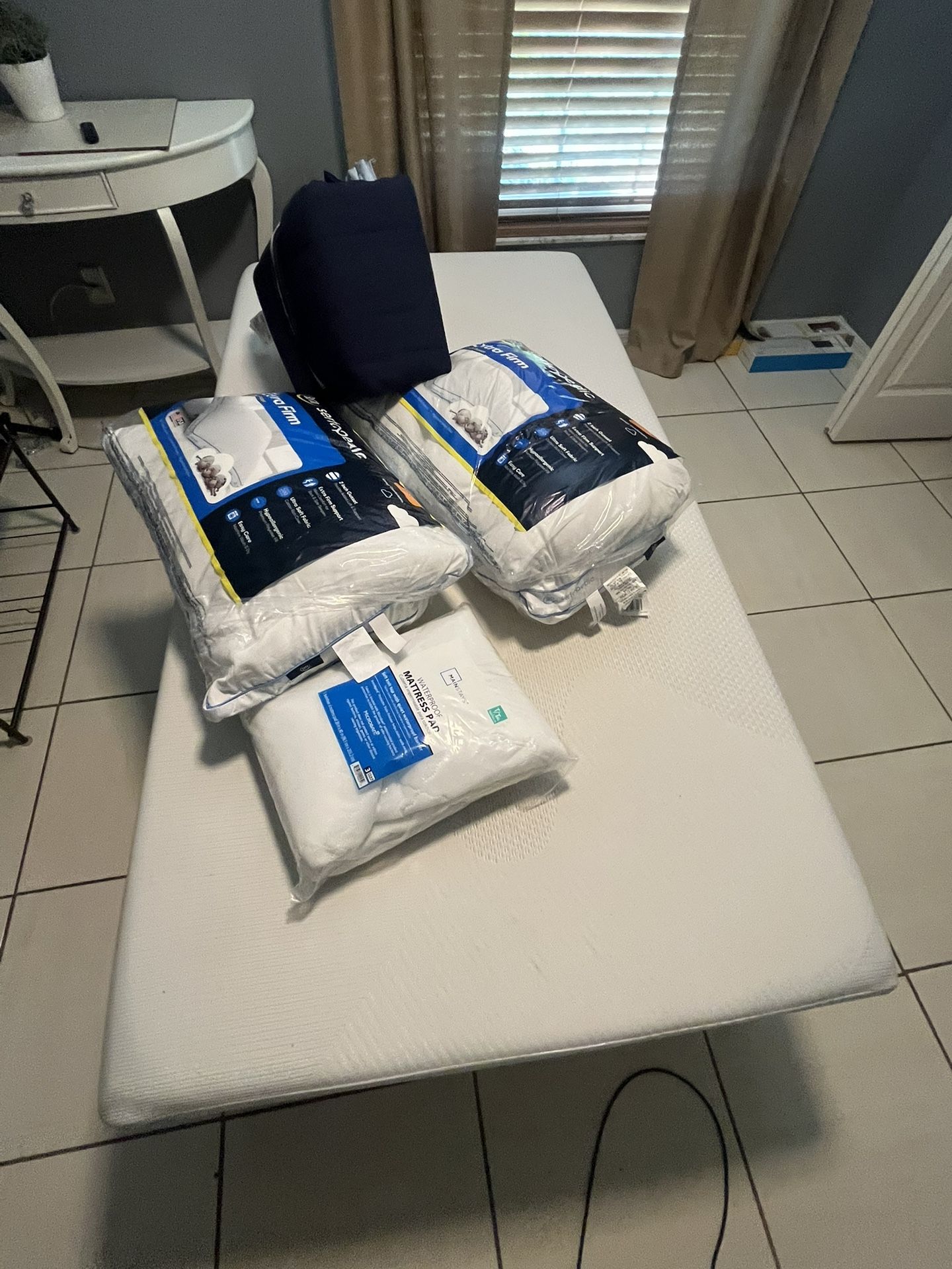 Twin Bed Set NEW