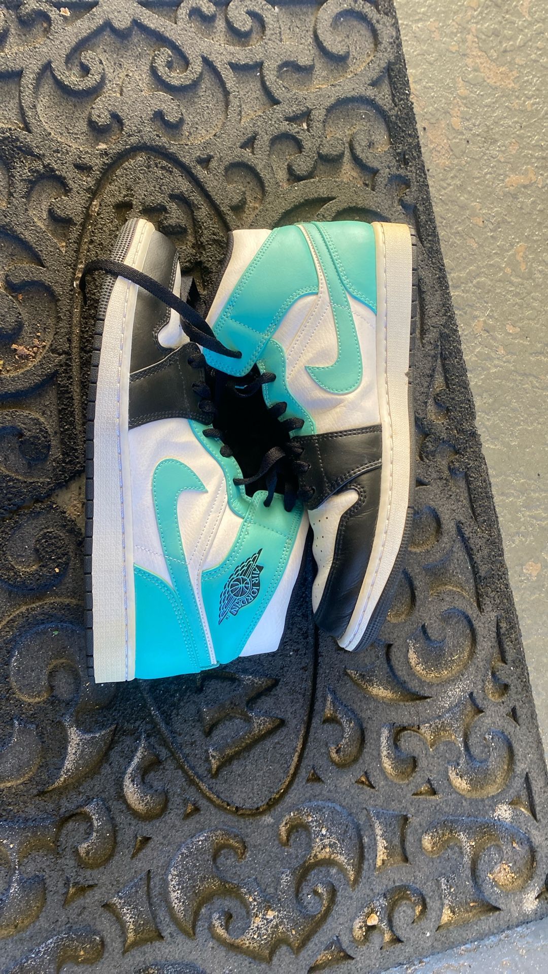 Air Jordan 1 Mid Tropical Twist Men
