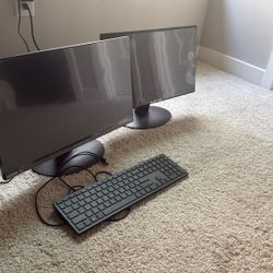 2 Monitors And Keyboard 