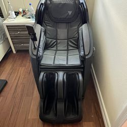 Pioneer 4D Flex Massage Chair