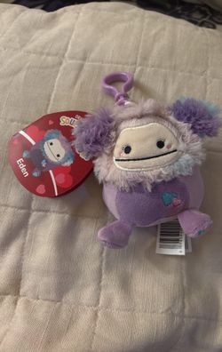 Squishmallows “Eden” Big Foot Keychain