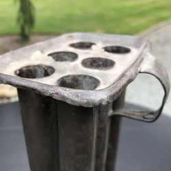 Antique Candle Form