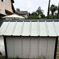Heavy Duty Doghouse