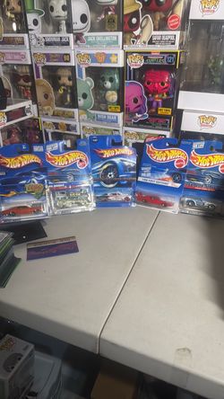 Hot wheels 5 lot