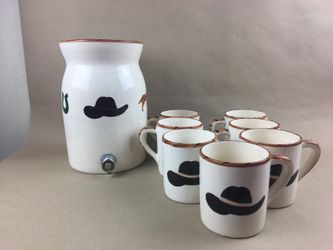 USA pottery jug with 7 mugs
