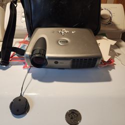 Dell Older Projector 