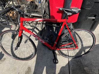 06 Felt F90 Road Bike 56 cm for Sale in Chicago IL OfferUp