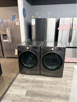 🔥LG- 4.5 CUBIC FT. FRONT LOAD WASHER AND GAS DRYER LAUNDRY PAIR🔥