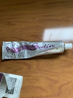 Satin Ultra Vivid Hair Color (chestnut)