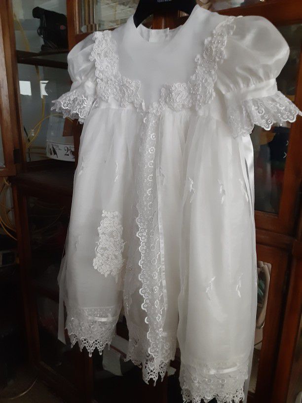 White Flower GIRL GOWN SIZE 2 VINTAGE BEADED MULTI LAYER