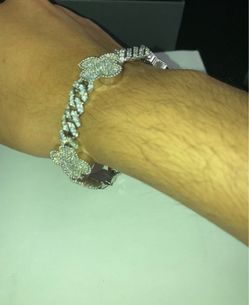 Moissanite cuban link bracelet, van cleef, 8 inch