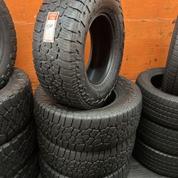 285/70R17 Falken Wildpeak A/T Full Tire Set