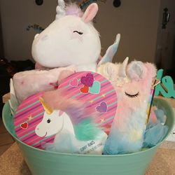 2026 Unicorn Gift Basket