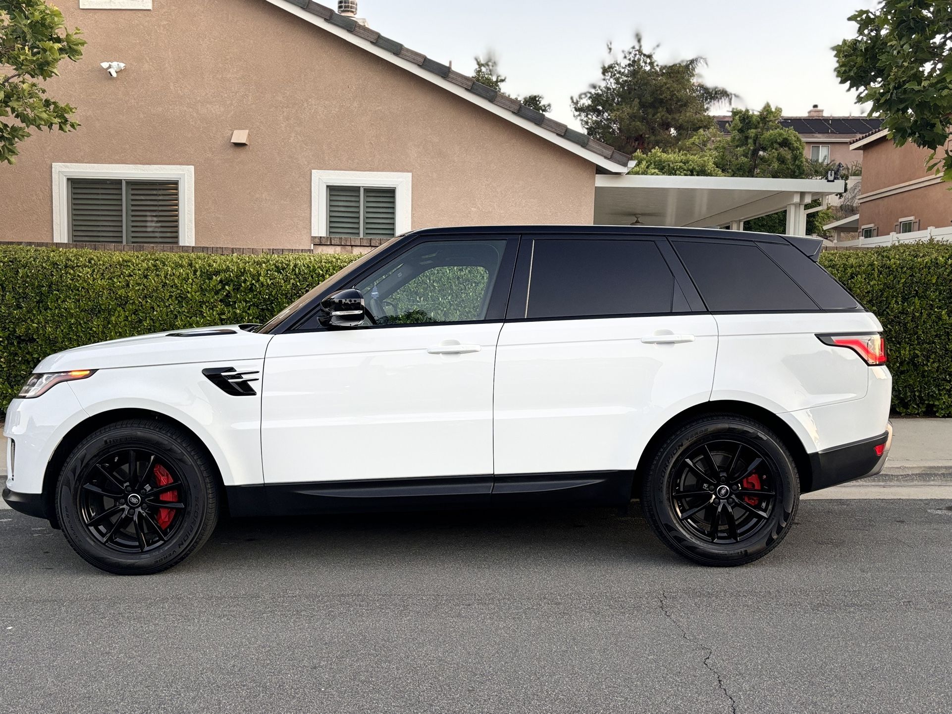 2020 Land Rover Range Rover Sport