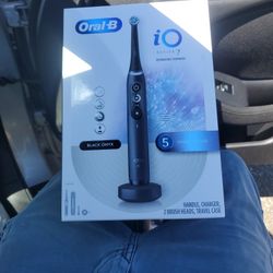 Oral-B IQ 7