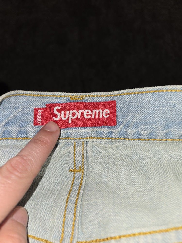 Supreme Baggy Jeans Size 34