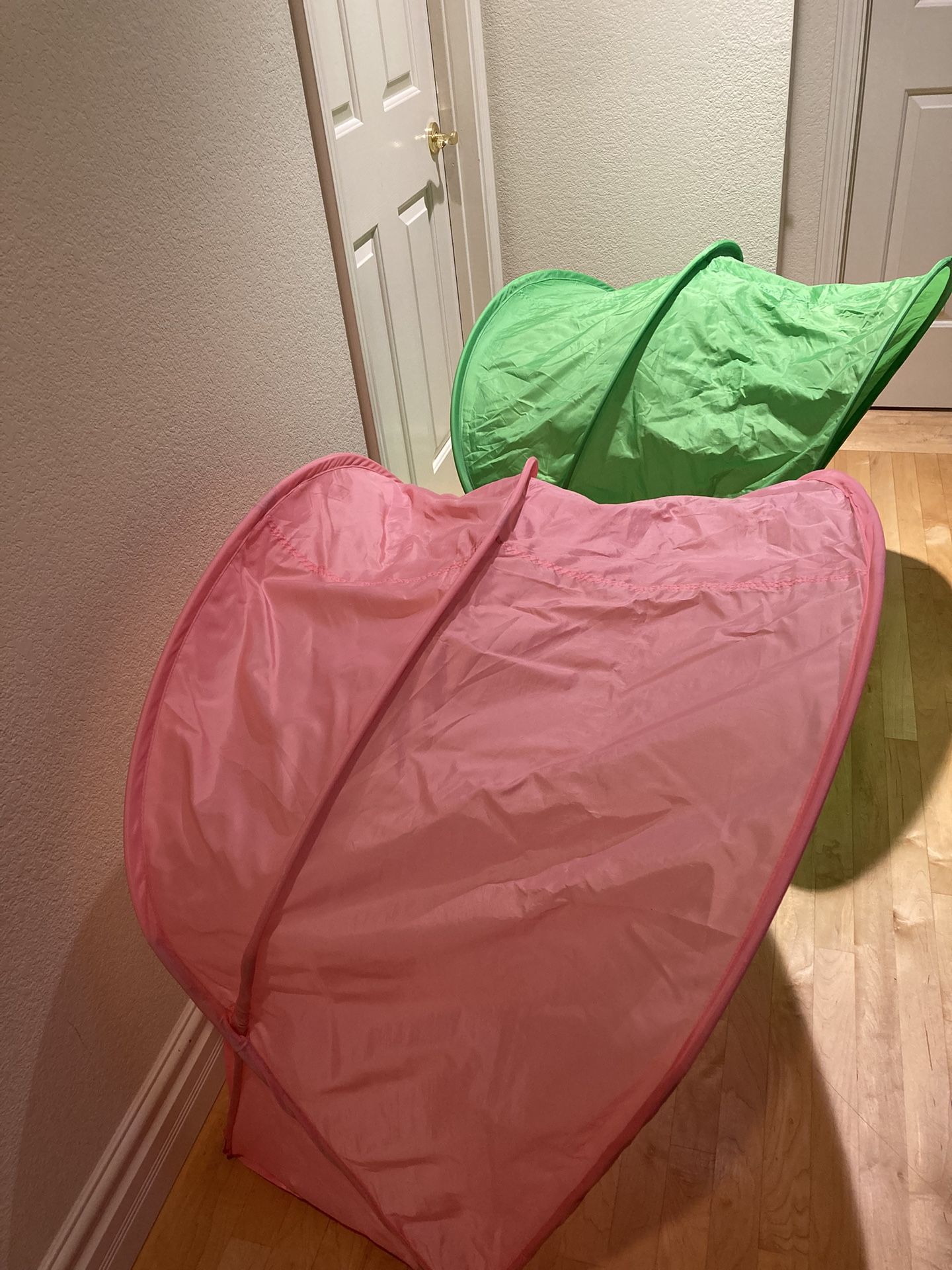 (GOOD) IKEA Shufflett Bed tent X 2 (Pink & Green)