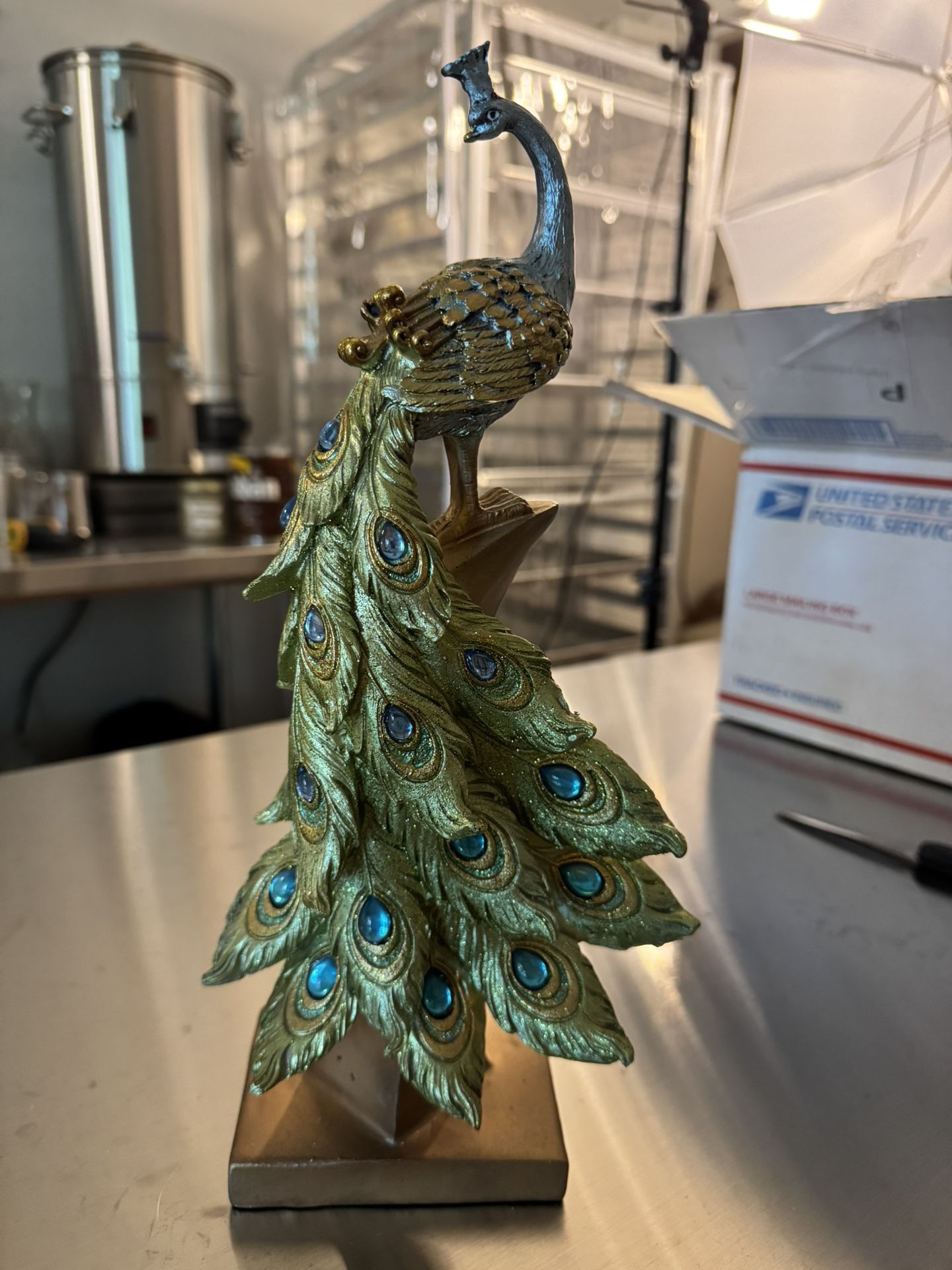 Beautiful Peacock Statue (Table Top Size)