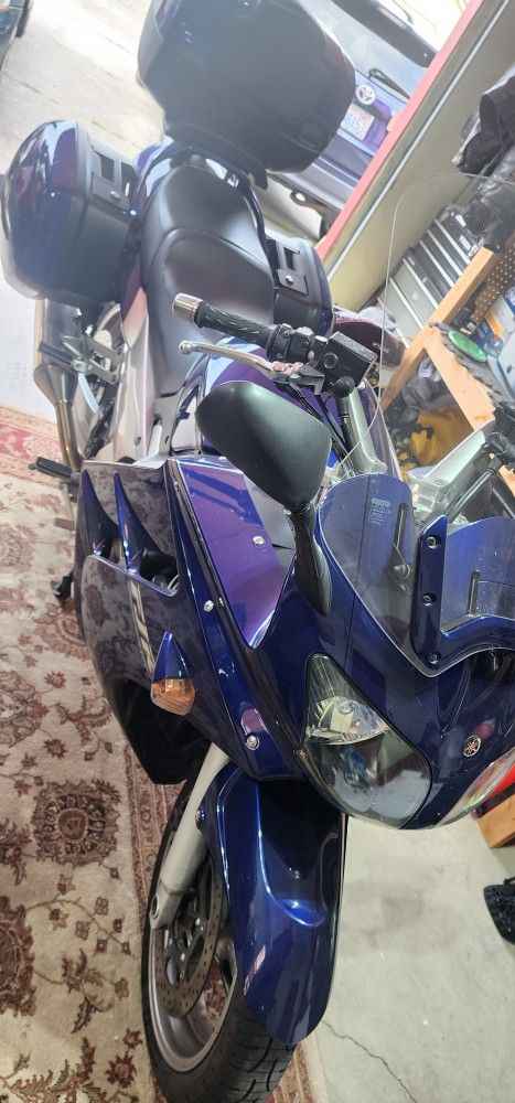 Yamaha 2005 (Blue)