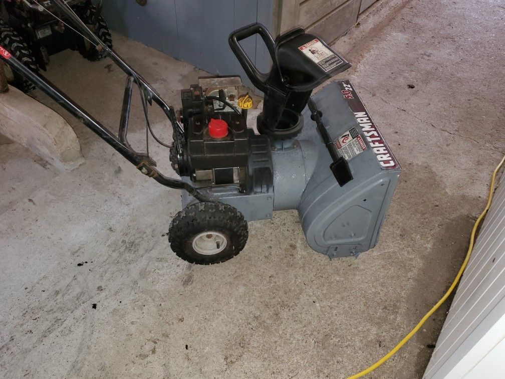 Craftsman 22 Inch Snowblower for Sale in Ridgefield, CT OfferUp