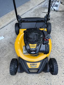 Dewalt- 21 in. 150cc Briggs and Stratton 625ex Engine Rear Wheel Drive 2-in-1 Gas Self Propelled Walk Behind Lawn Mower