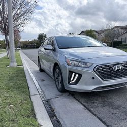 2020 Hyundai Ioniq Hybrid