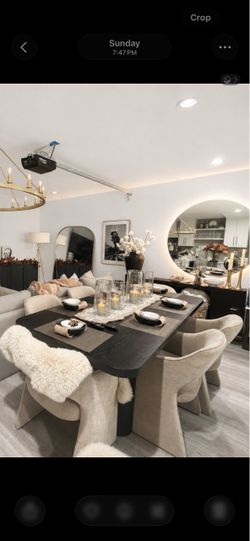 Black extendable dining table