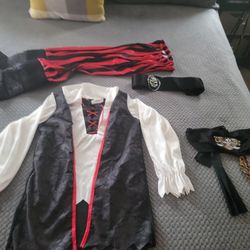 pirate costume 