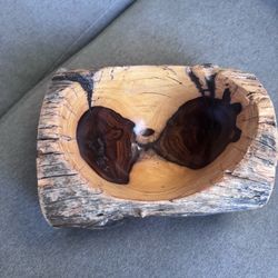 Hand-carved Log Decorative Bowl