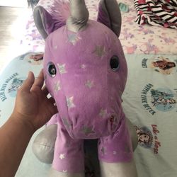 Peluches. stuffed animal