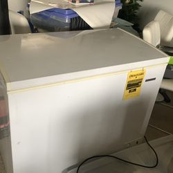 Freezer chest