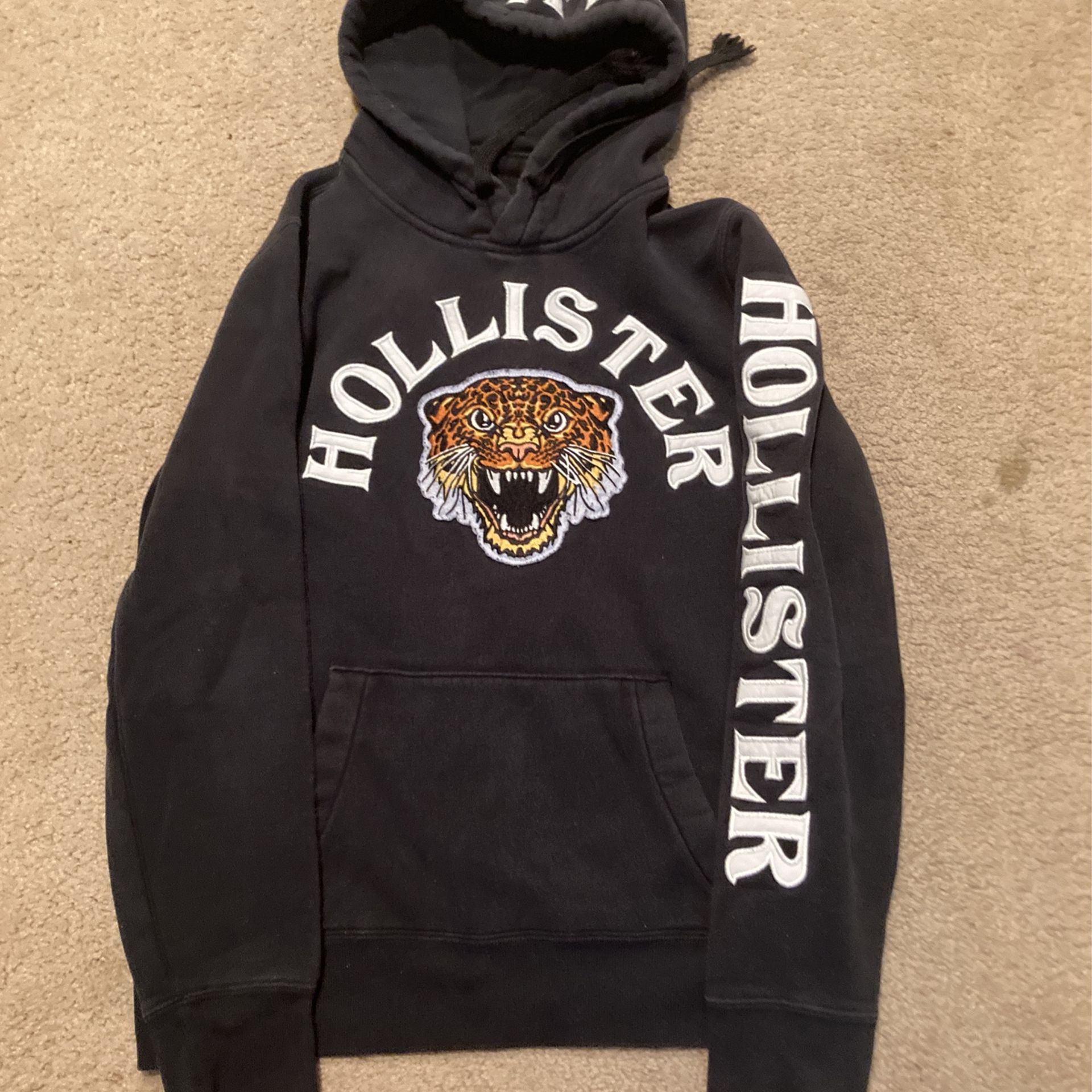 Hollister Emroided Hoodie