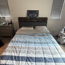 Queen Size Bed Set