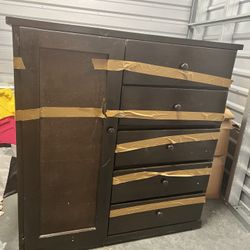 FREE Solid Wood Dresser – Must Pick Up Today (Glendale)