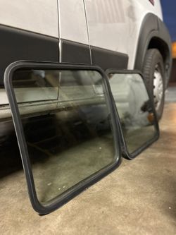 Ford Econoline Window 