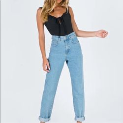 Princess Polly Butt Cut Straight Leg Medium Wash Jeans