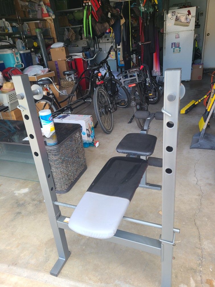 Weight Bench