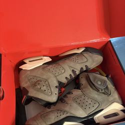 Jordan 6 Retro Travis Scott Olive Green gs (used)