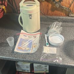 Soy Milk Maker And Accessories 