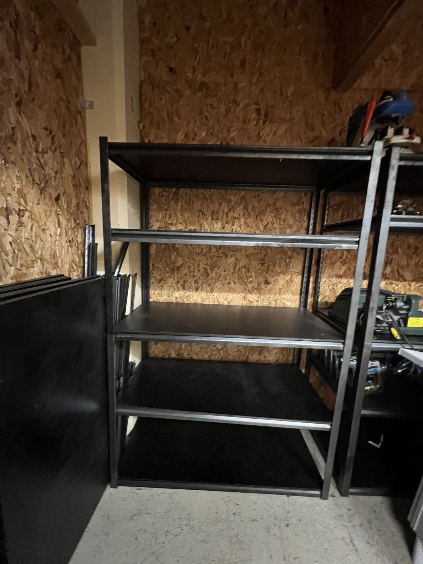 Heavy-Duty Metal Shelving Unit – 5 Tiers