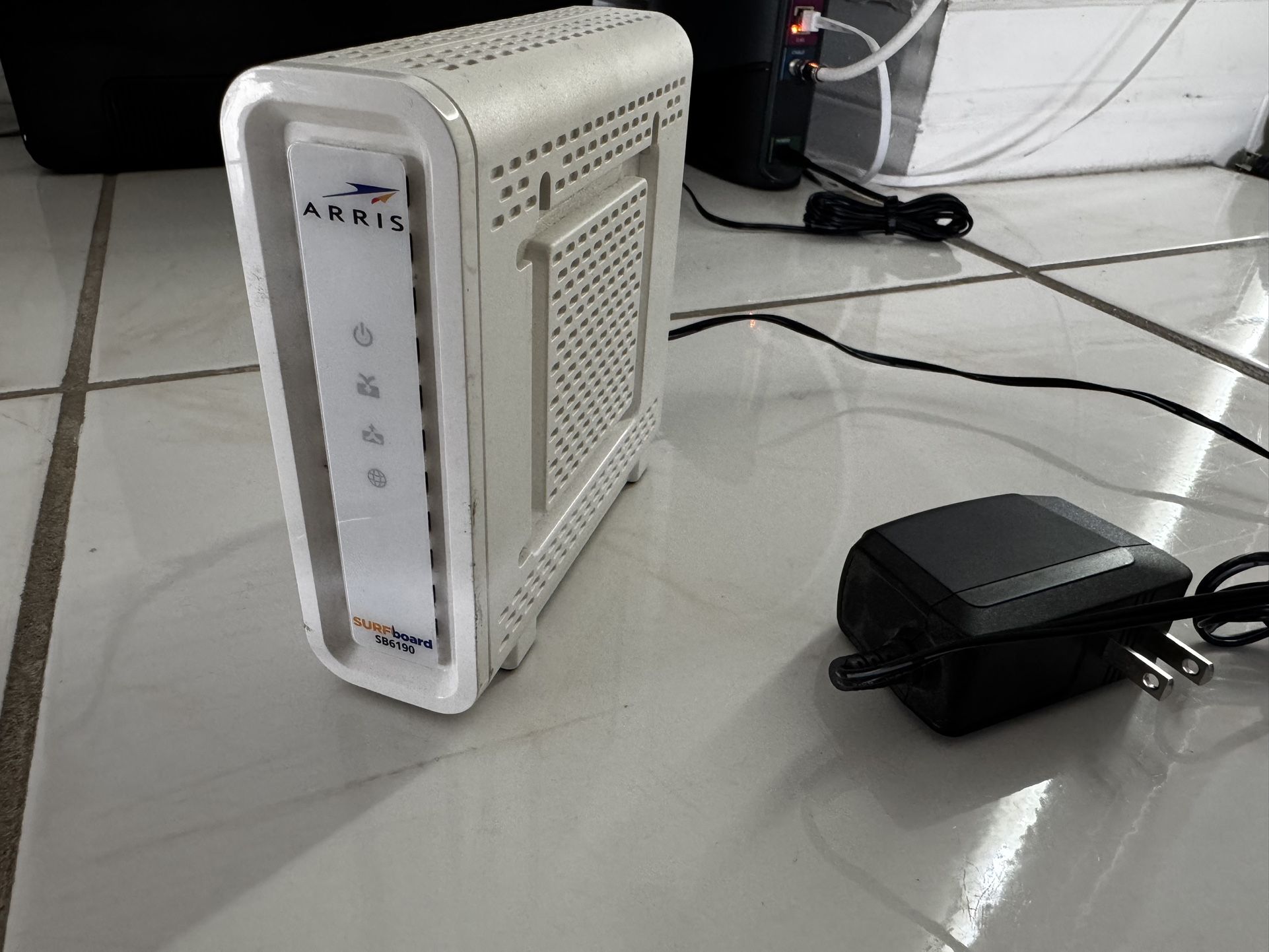 Cable modem Arris SB6190