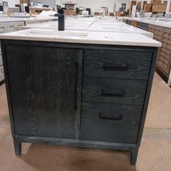36in Bathroom Vanity With Top And Sink $950