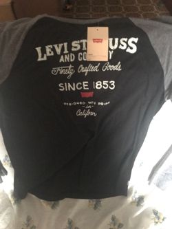 Levi Shirt